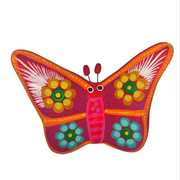 Handpainted Terracotta Butterfly - Picture 1 of 3